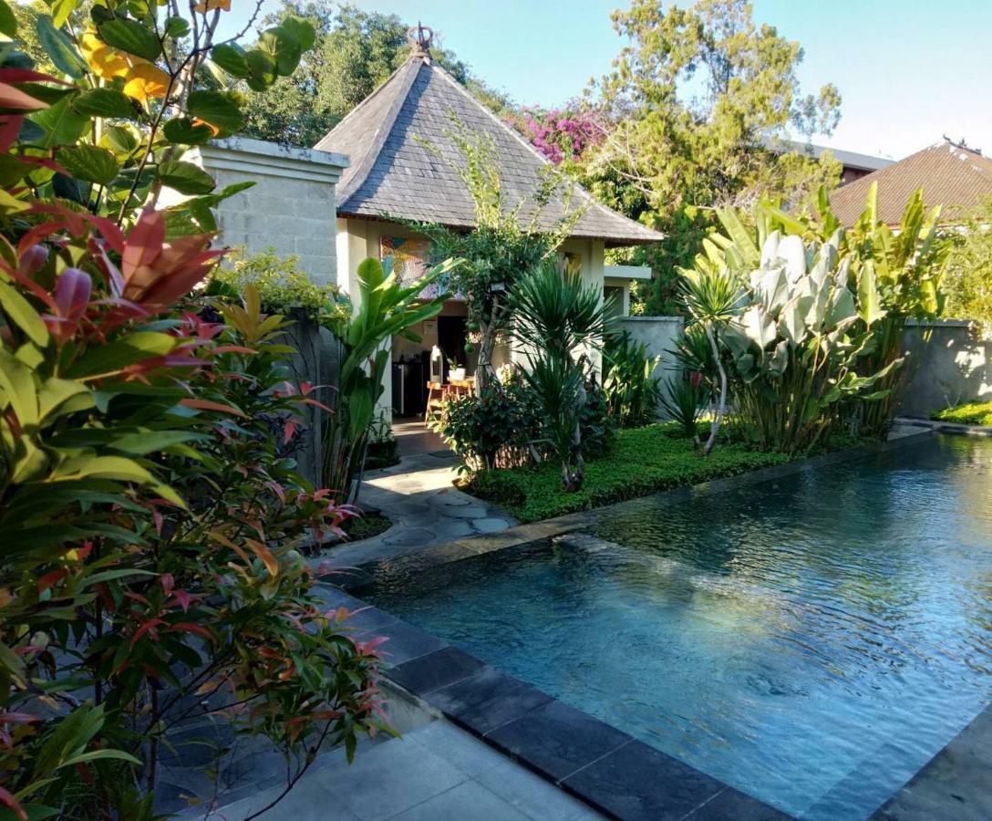 Arnaya Homestay Kuta Lombok Eksteriør bilde